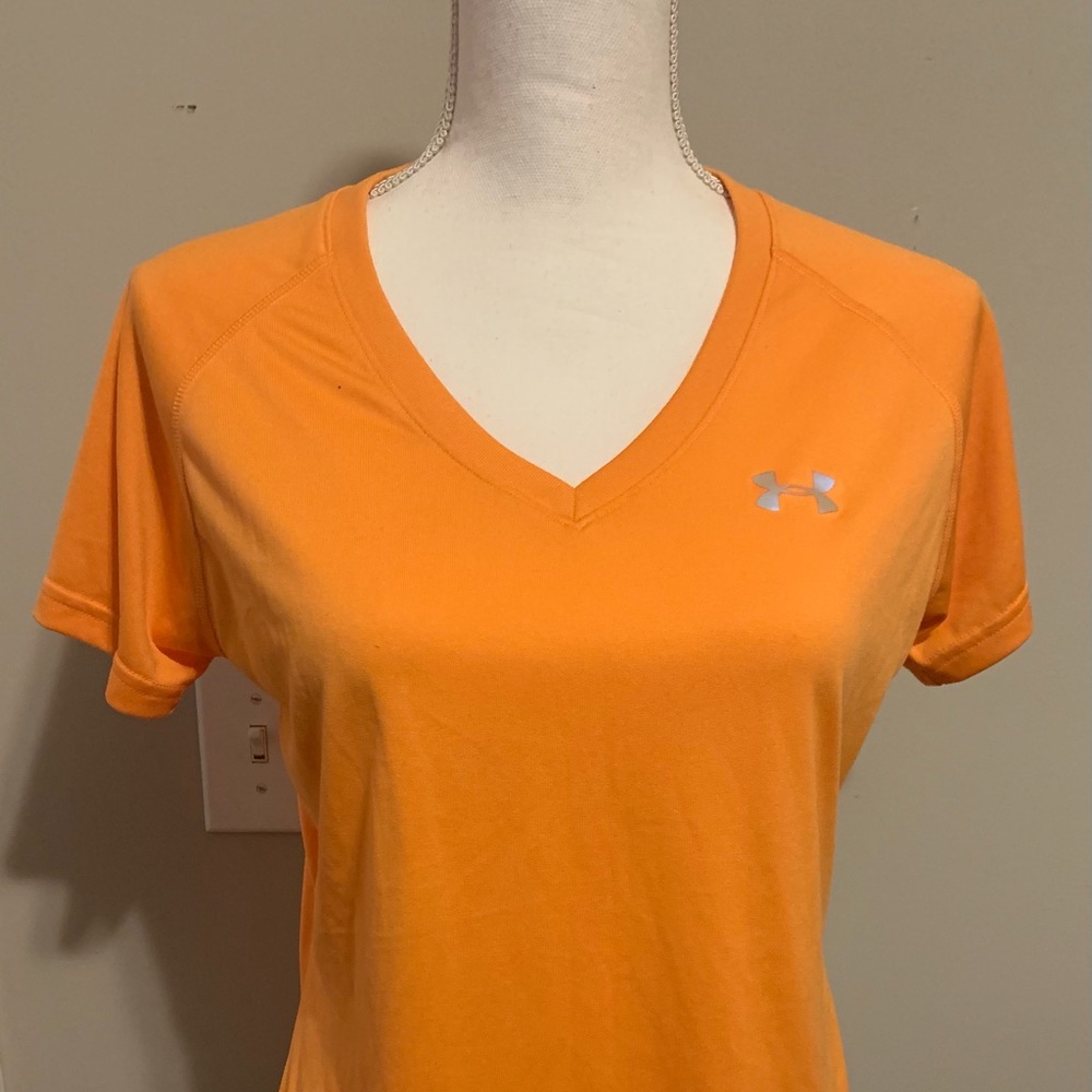 Under Armour semi fit shirt